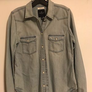 American eagle denim button down shirt